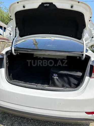 Hyundai Elantra 2015, 251,731 km - 1.8 l - Bərdə