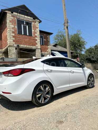 Hyundai Elantra 2015, 251,731 km - 1.8 l - Bərdə