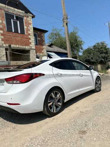 Hyundai Elantra 2015, 251,731 km - 1.8 l - Bərdə