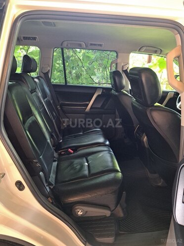 Toyota Land Cruiser Prado 2010, 258,000 km - 2.7 l - Şəki