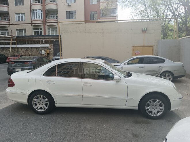 Mercedes E 220 d 2004, 565,000 km - 2.2 l - Bakı