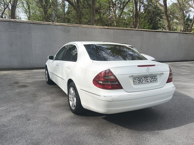 Mercedes E 220 d 2004, 565,000 km - 2.2 l - Bakı