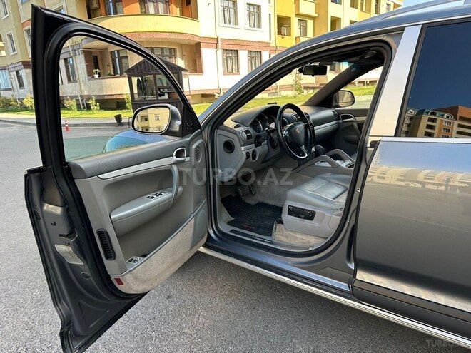 Porsche Cayenne 2005, 285,412 km - 4.5 l - Bakı