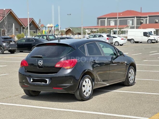 Opel Astra 2010, 278,000 km - 1.4 л - Sumqayıt