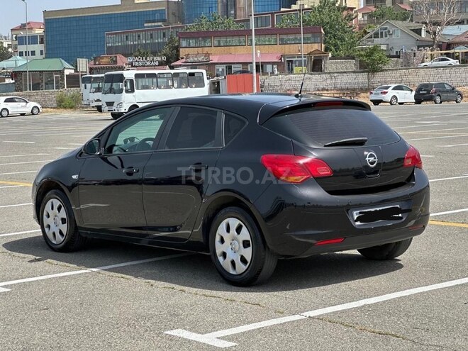 Opel Astra 2010, 278,000 km - 1.4 л - Sumqayıt