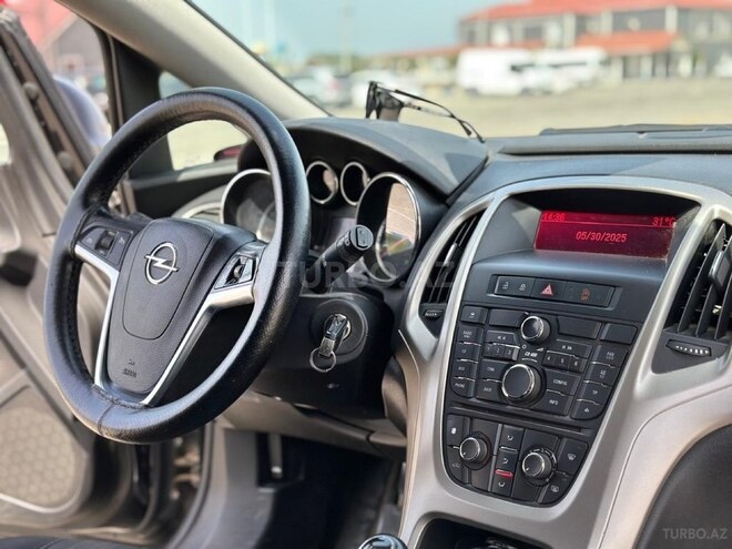 Opel Astra 2010, 278,000 km - 1.4 л - Sumqayıt