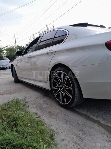 BMW 528 2014, 250,000 km - 2.0 l - Bakı