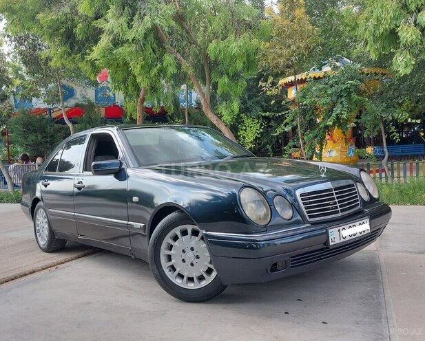 Mercedes E 230 1995, 318,312 km - 2.3 l - Şirvan