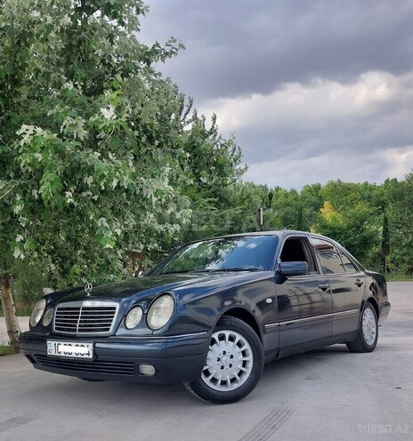 Mercedes E 230 1995, 318,312 km - 2.3 l - Şirvan