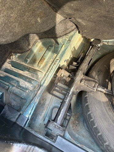 Mercedes C 240 1997, 351,000 km - 2.4 l - Bakı