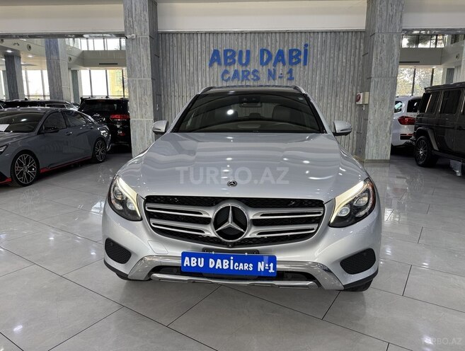 Mercedes GLC 300 4MATIC 2018, 109,600 km - 2.0 l - Bakı