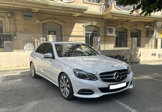 Mercedes E 220 2015, 199,000 km - 2.1 l - Sumqayıt
