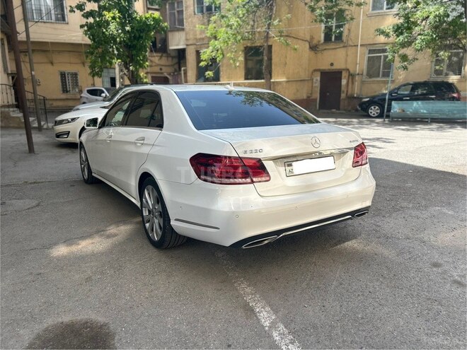 Mercedes E 220 2015, 199,000 km - 2.1 l - Sumqayıt