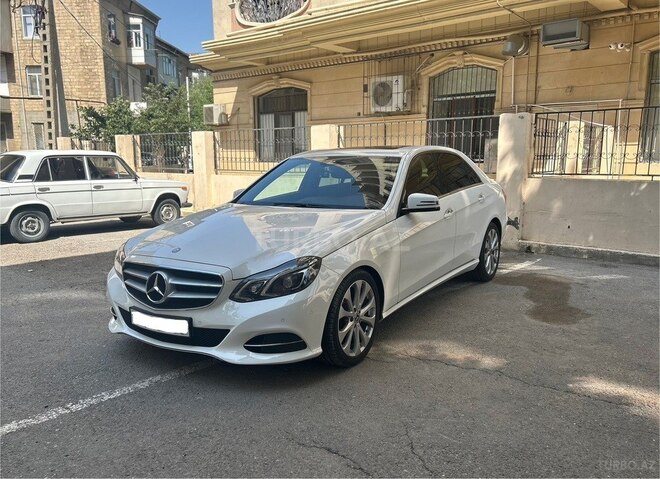 Mercedes E 220 2015, 199,000 km - 2.1 l - Sumqayıt