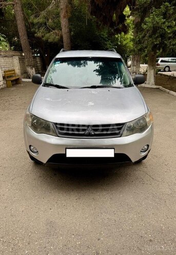 Mitsubishi Outlander 2008, 198,000 km - 3.0 l - Bakı