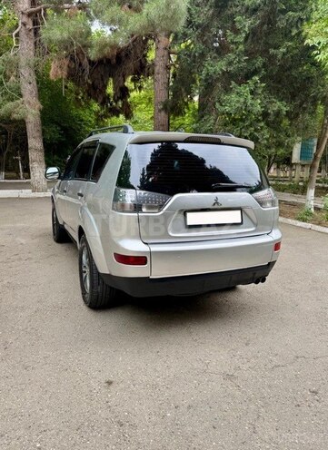 Mitsubishi Outlander 2008, 198,000 km - 3.0 l - Bakı