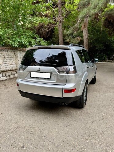 Mitsubishi Outlander 2008, 198,000 km - 3.0 l - Bakı