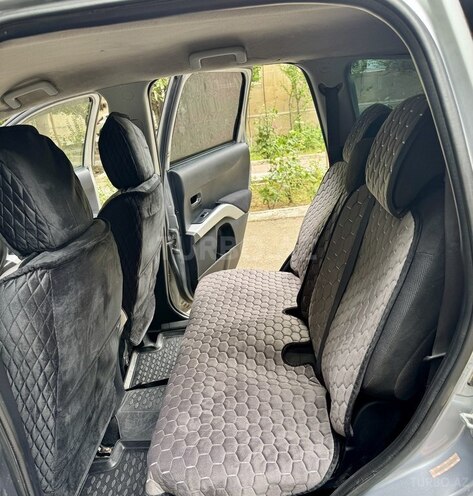 Mitsubishi Outlander 2008, 198,000 km - 3.0 l - Bakı