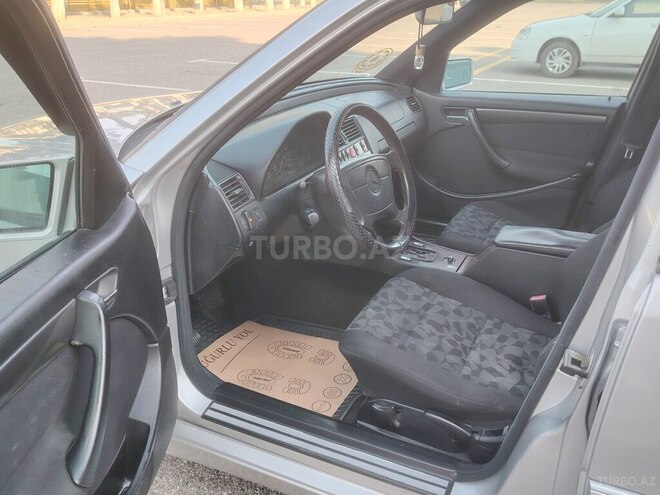 Mercedes C 180 1999, 331,000 km - 1.8 l - Sumqayıt