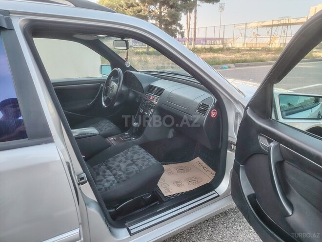 Mercedes C 180 1999, 331,000 km - 1.8 l - Sumqayıt