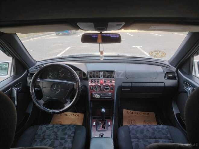 Mercedes C 180 1999, 331,000 km - 1.8 l - Sumqayıt