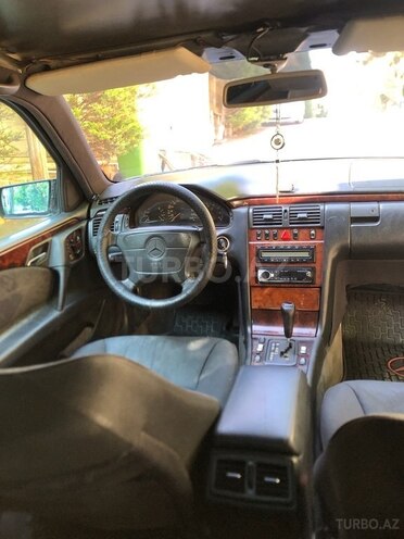 Mercedes E 230 1997, 600,000 km - 2.3 l - Bakı