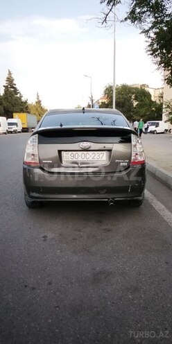 Toyota Prius-3