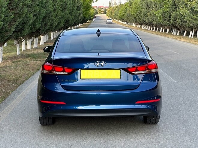 Hyundai Elantra 2016, 199,559 km - 2.0 l - Bakı