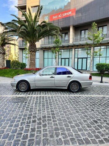 Mercedes C 200 1998, 444,000 km - 2.0 l - Bakı