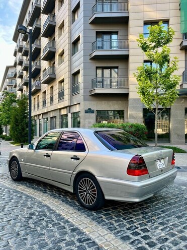 Mercedes C 200 1998, 444,000 km - 2.0 l - Bakı