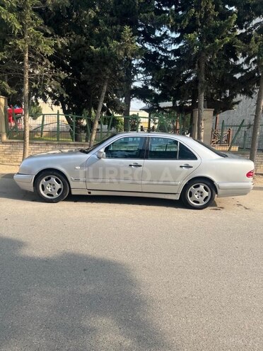 Mercedes E 230 1995, 460,000 km - 2.3 l - Bakı