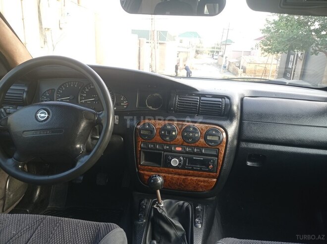 Opel Omega 1995, 422,500 km - 2.0 l - Bakı