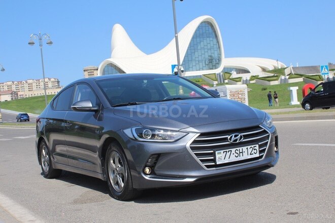 Hyundai Avante 2018, 140,000 km - 1.6 л - Bakı
