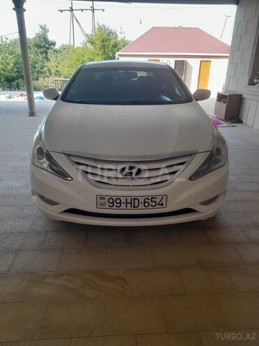 Hyundai Sonata 2013, 181,000 km - 2.0 l - Qazax