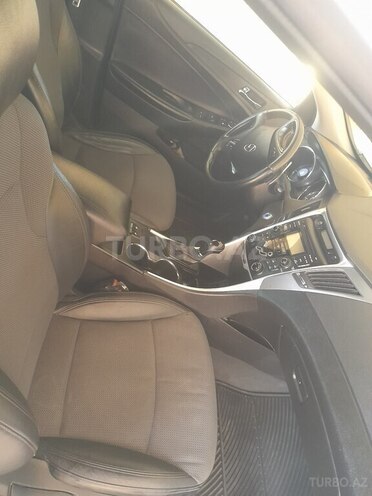Hyundai Sonata 2013, 181,000 km - 2.0 l - Qazax
