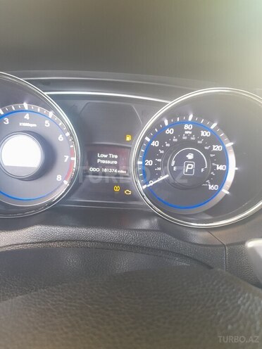 Hyundai Sonata 2013, 181,000 km - 2.0 l - Qazax