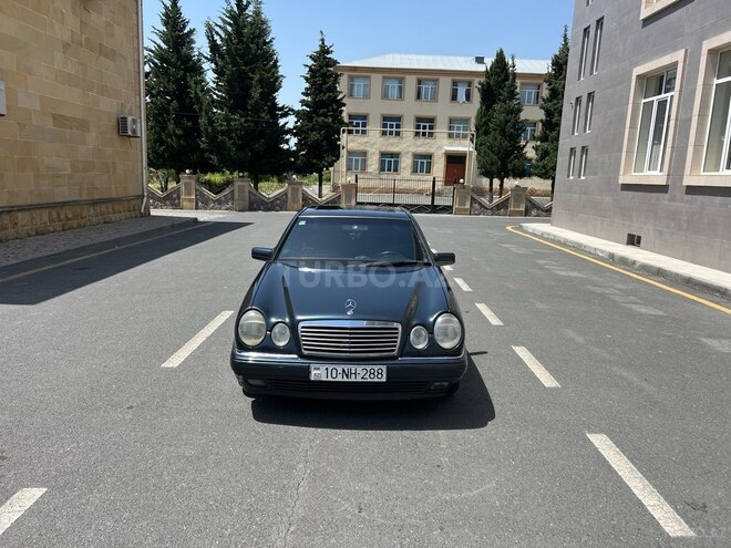 Mercedes E 240 1999, 430,000 km - 2.4 l - Bakı