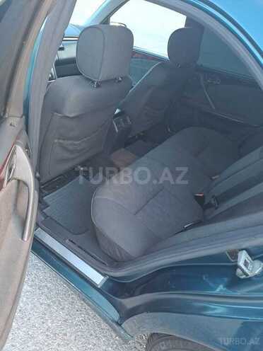 Mercedes E 240 2000, 557,443 km - 2.6 l - Bakı