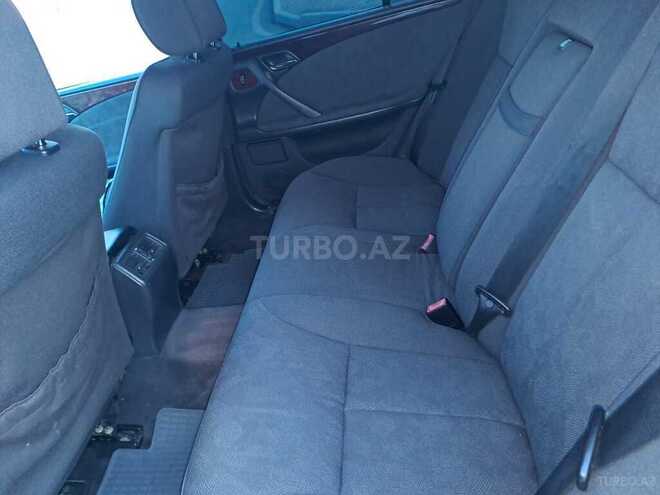 Mercedes E 240 2000, 557,443 km - 2.6 l - Bakı
