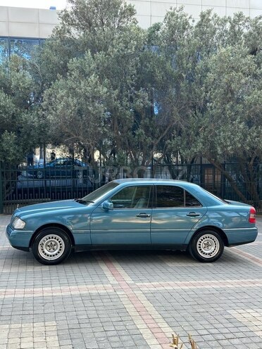 Mercedes C 200 1997, 403,000 km - 2.0 l - Sumqayıt