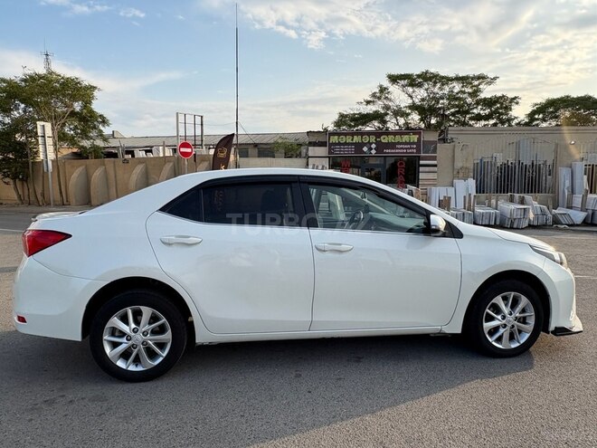 Toyota Corolla 2013, 183,000 km - 1.6 l - Bakı