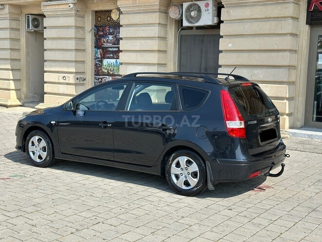 Hyundai i30 2010, 297,000 km - 1.4 л - Bakı