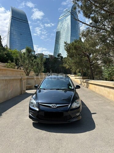 Hyundai i30 2010, 297,000 km - 1.4 л - Bakı