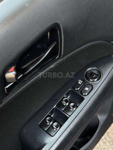 Hyundai i30 2010, 297,000 km - 1.4 л - Bakı