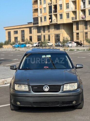 Volkswagen Jetta-2