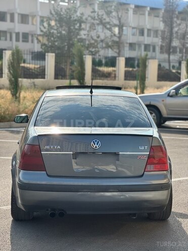 Volkswagen Jetta-3
