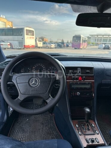 Mercedes C 200 1999, 156,000 km - 2.0 л - Bakı