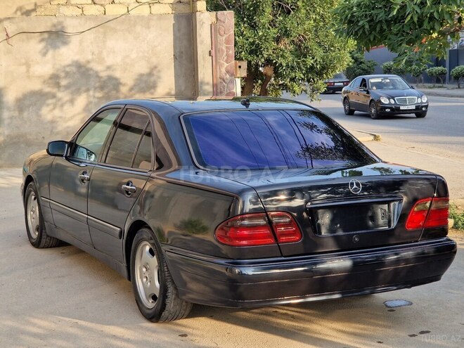 Mercedes E 220 d 1999, 382,451 km - 2.2 l - Bakı