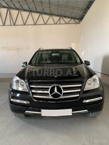 Mercedes GL 500 4MATIC 2011, 179,000 km - 5.5 l - Xaçmaz