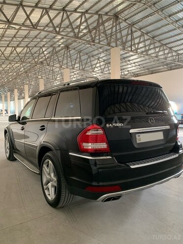 Mercedes GL 500 4MATIC 2011, 179,000 km - 5.5 l - Xaçmaz